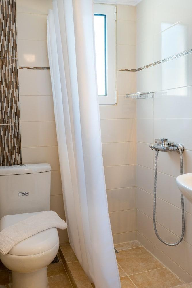 Ferienwohnung Charmy Petit Flat In Athen Exterior foto