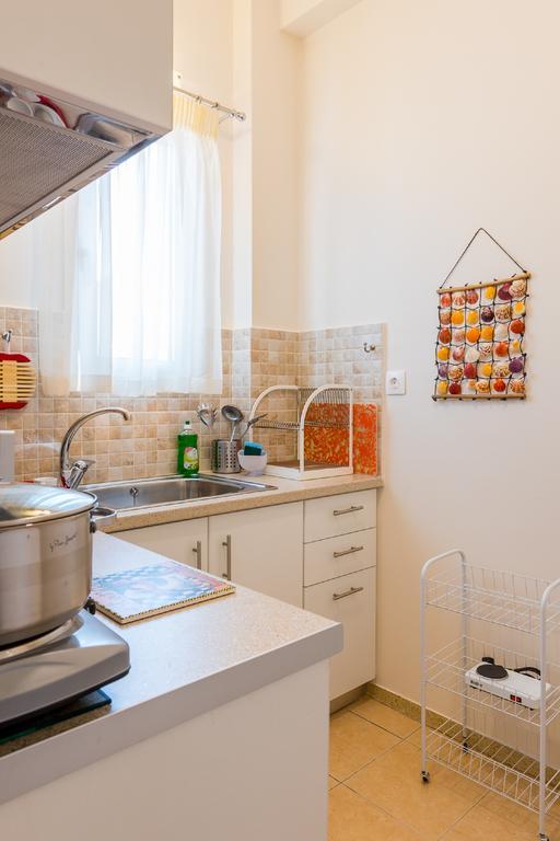 Ferienwohnung Charmy Petit Flat In Athen Exterior foto